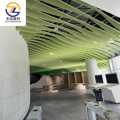 Slat False Aluminium Honeycomb Board For Office Wood Grain Drop Ceiling Tiles 0.8mm