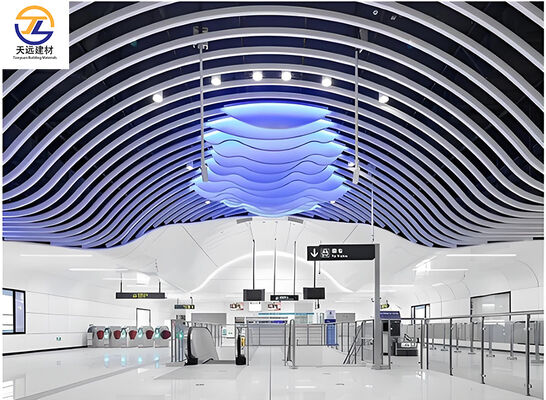 Weather Resistant Aluminum Curtain Wall System Engineered to Withstand Extreme Temperatures and Harsh Weather Conditions