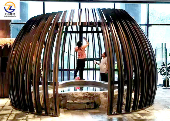 Curved Aluminum Battens with Birdcage Pattern Wood Grain Finish – Special-Shaped Flower-Designed Bent Aluminum Square Tubes for Commercial Mall & Hotel Curtain Walls & Feature Walls