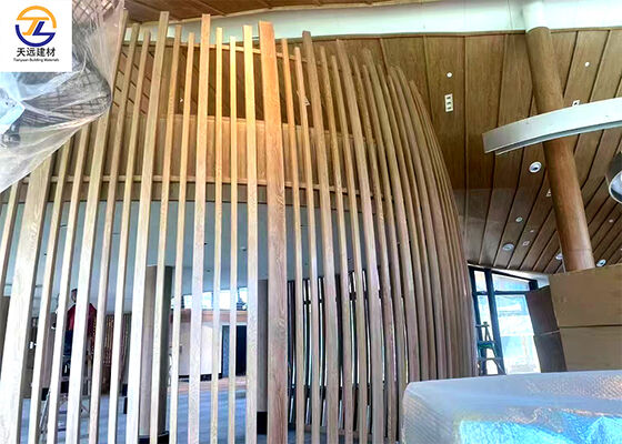 Wood Grain Aluminum Battens for Ceilings, Decorative Aluminum Square Tubes, Spray-Painted & Baked-Enamel Aluminum Battens, Partition Aluminum Battens, Curved Aluminum Batten Profiles